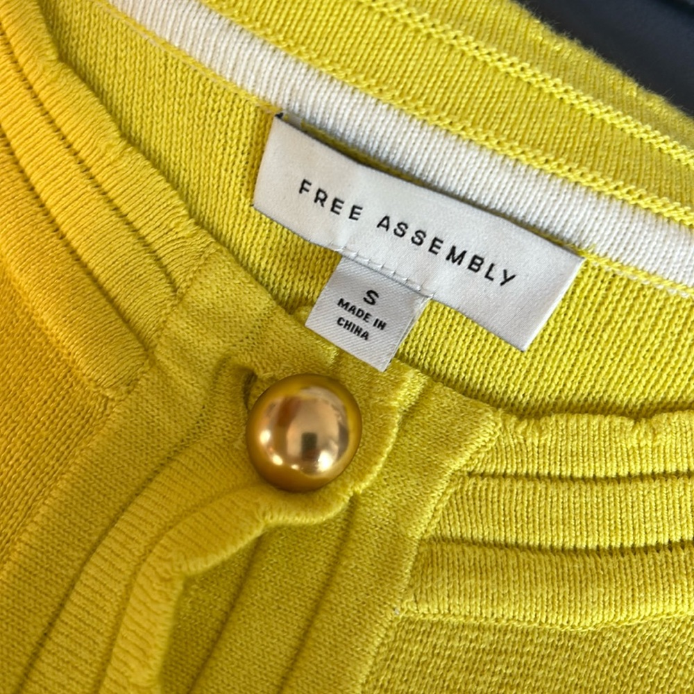 Free Assembly Women’s Long Sleeve Cardigan Sweater Chest Pockets Sunny Yellow S - Picture 8 of 9
